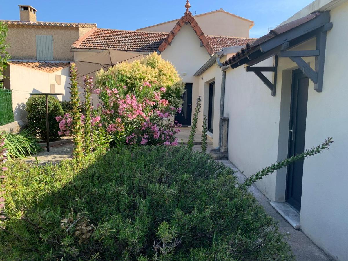 Petite Maison Pres Du Centre LʼIsle-sur-la-Sorgue Eksteriør bilde