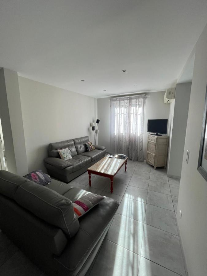 Petite Maison Pres Du Centre LʼIsle-sur-la-Sorgue Eksteriør bilde
